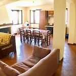 Βίλα Sole Vini In The Heavenly Heart Of Umbria On Of The World Sleeps 50