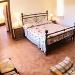 Sole Vini In The Heavenly Heart Of Umbria On Of The World Sleeps 50 Βίλα Santa Maria del Tronto