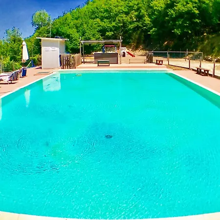 Sole Vini In The Heavenly Heart Of Umbria On Of The World Sleeps 50 Vila Santa Maria del Tronto