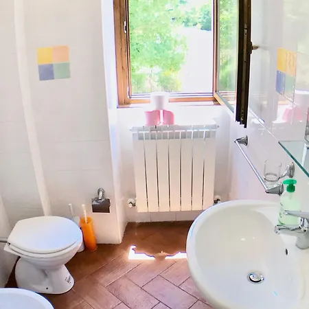 Sole Vini In The Heavenly Heart Of Umbria On Of The World Sleeps 50 * Bazzano di Spoleto