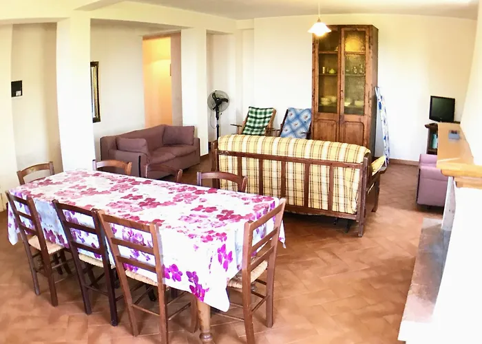 Sole Vini In The Heavenly Heart Of Umbria On Of The World Sleeps 50 * Santa Maria del Tronto