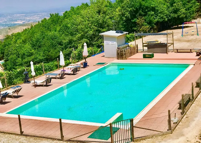 Sole Vini In The Heavenly Heart Of Umbria On Of The World Sleeps 50 * Santa Maria del Tronto