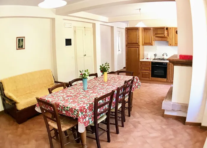 Sole Vini In The Heavenly Heart Of Umbria On Of The World Sleeps 50 * Santa Maria del Tronto