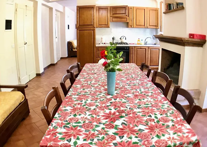 Sole Vini In The Heavenly Heart Of Umbria On Of The World Sleeps 50 Santa Maria del Tronto