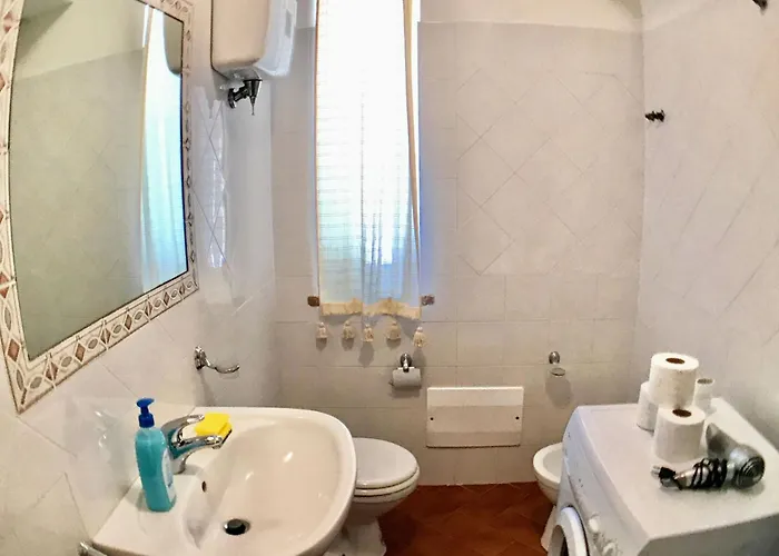 Sole Vini In The Heavenly Heart Of Umbria On Of The World Sleeps 50 Santa Maria del Tronto